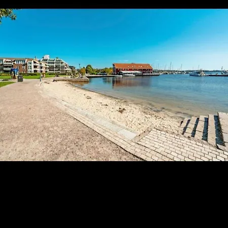 Hotel Gravane By The Sea *