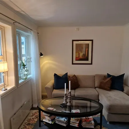 Hotel Gravane By The Sea *